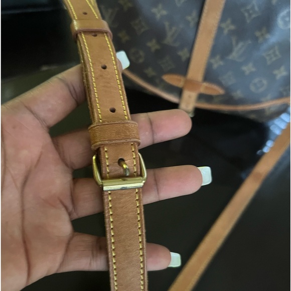 LOUIS VUITTON PreOwned Shoulder Bag SaumurMM Monogram Canvas Brown Women - Picture 5 of 10